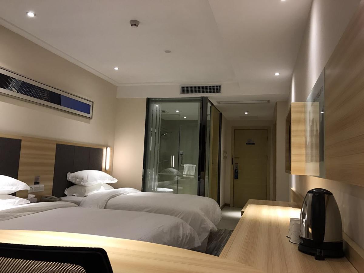 See U Select Hotel Wuhan Eksteriør bilde